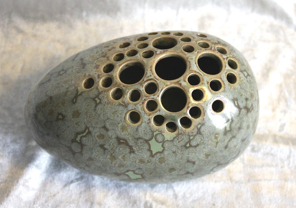 Steckvase Ei groß grüne Effektglasur 12 cm